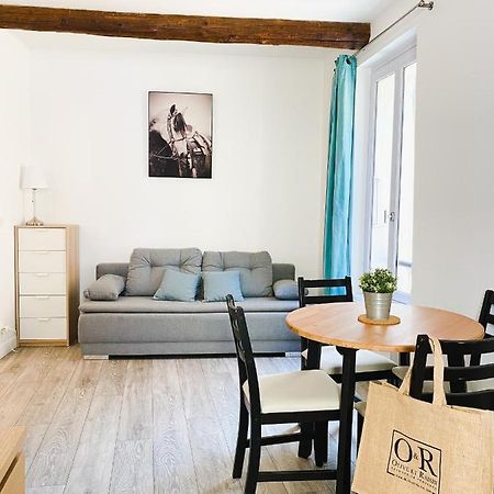 Or - Studio En Plein Centre De L'Isle Sur Sorgue Lägenhet Exteriör bild